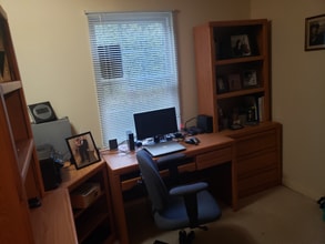 6716 Rockledge Pl in Centreville, VA - Building Photo - Building Photo