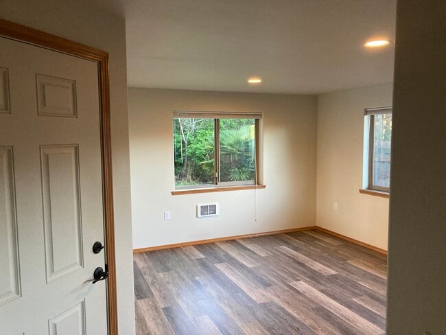 property at 765-712 12th St