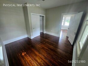 1547 Riverdale Rd SE in Roanoke, VA - Building Photo - Building Photo