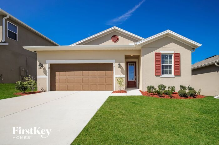 217 Alford Dr in Davenport, FL - Building Photo