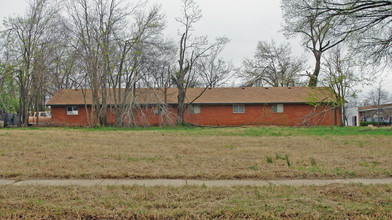 1011 S Rockford Ave in Tulsa, OK - Foto de edificio - Building Photo