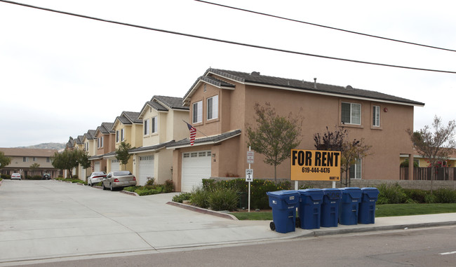 464-515 Hart Dr in El Cajon, CA - Building Photo - Building Photo