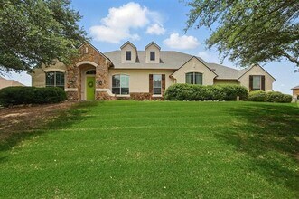 10701 Los Rios Dr in Fort Worth, TX - Building Photo - Building Photo