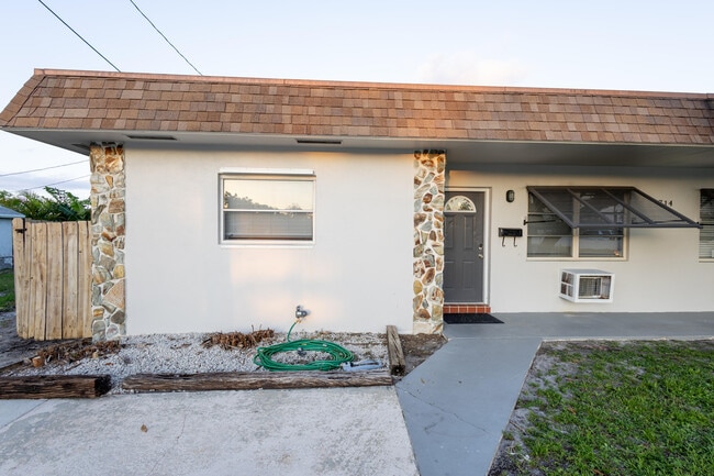 property at 714 S Arnold Ave