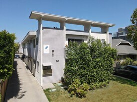 843 N Orange Dr in Los Angeles, CA - Building Photo