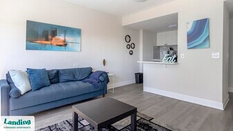 305 Dr. M.L.K. Jr St S in St. Petersburg, FL - Building Photo