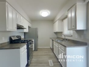 1725 Hiawatha Dr NE in Albuquerque, NM - Building Photo - Building Photo