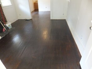 1505 Bouchelle Ave in Columbia, MO - Foto de edificio - Building Photo