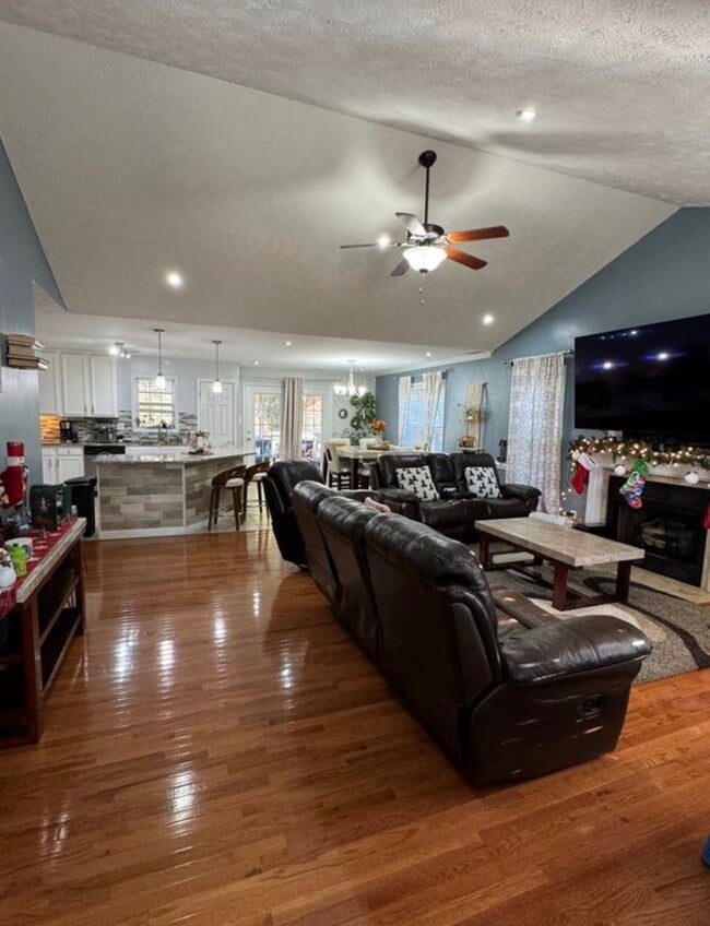 159 Tidworth Ct in Raeford, NC - Building Photo - Building Photo