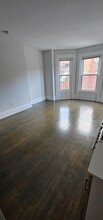 407 Newbury St, Unit 225 in Boston, MA - Building Photo - Building Photo