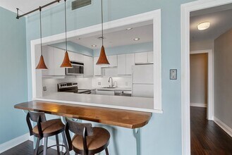 100 Shearwater Ct E in Jersey City, NJ - Building Photo - Building Photo