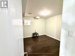 44 Mincing Trl in Brampton, ON - Building Photo - Building Photo