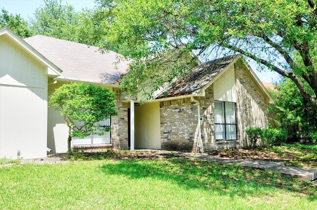property at 8901 Greentree Dr