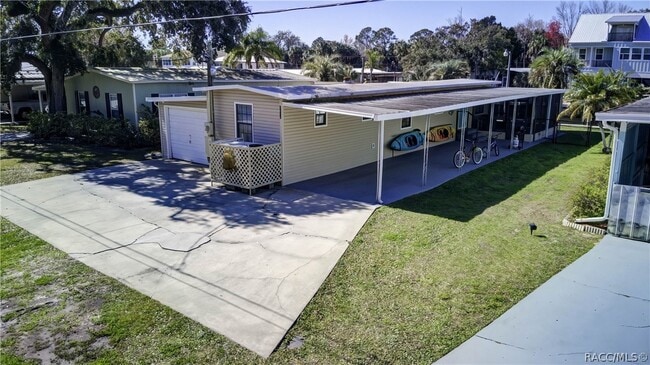 property at 2676 N Comanche Point