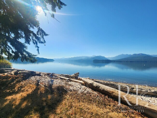 9051 Sunset Ln NW in Seabeck, WA - Building Photo - Building Photo