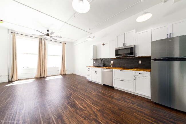 property at 7 S Howard St