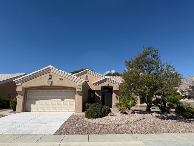 2133 Red Dawn Sky St in Las Vegas, NV - Foto de edificio - Building Photo