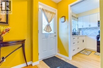 151 Parnell Rd in St Catharines, ON - Building Photo - Building Photo