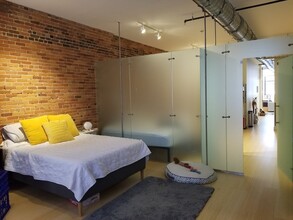 137 Pearl St in Boston, MA - Building Photo - Building Photo