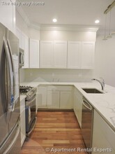 470 Green St, Unit 4 in Cambridge, MA - Building Photo - Building Photo