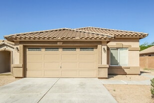 2322 S 65th Dr in Phoenix, AZ - Building Photo