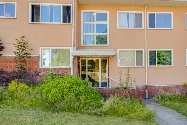 The Marq in Vancouver, BC - Building Photo - Building Photo