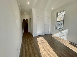 54th St Manor in Philadelphia, PA - Building Photo - Interior Photo