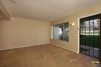 2286 Indian Canyon Dr in Palm Springs, CA - Building Photo - Building Photo