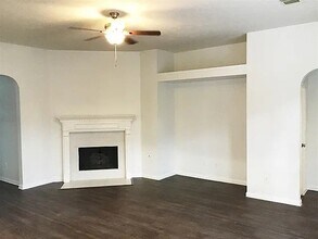 22508 Red River Dr, Unit 2-222 in Katy, TX - Building Photo - Building Photo