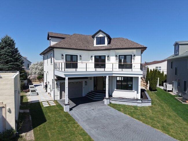 31 Seaside Ct in Margate City, NJ - Foto de edificio - Building Photo