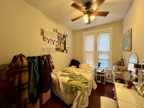 719 Parker St, Unit 2 in Boston, MA - Foto de edificio - Building Photo