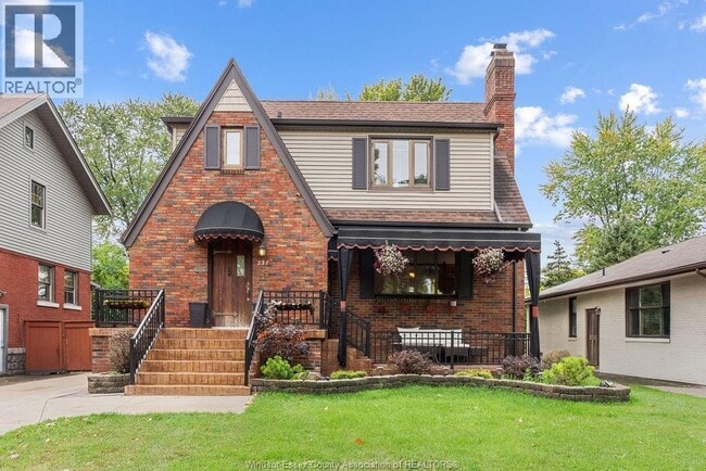 property at 237 Thompson Blvd