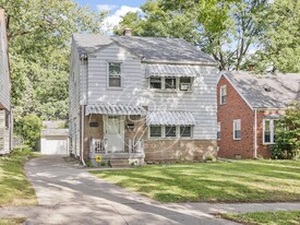 3414 Wyckliffe Pkwy in Toledo, OH - Building Photo