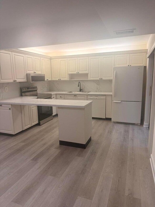 property at 2622 NW 7th Ct