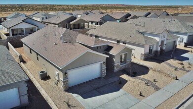 729 C. Escondida in Santa Teresa, NM - Building Photo - Building Photo