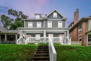 547 W 3rd Ave in Columbus, OH - Building Photo