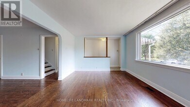 21 Pleasant Ave in Toronto, ON - Building Photo - Building Photo