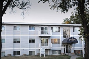 Whyte Pine Manor Apartments