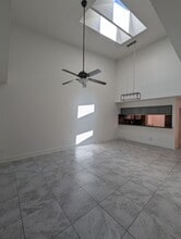 7536 Fenwick Cove Ln in Orlando, FL - Foto de edificio - Building Photo