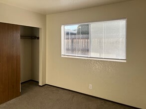 2368 Blue Jay Ct in Eureka, CA - Building Photo - Building Photo