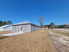 2874 Monaca Dr in Longs, SC - Foto de edificio - Building Photo