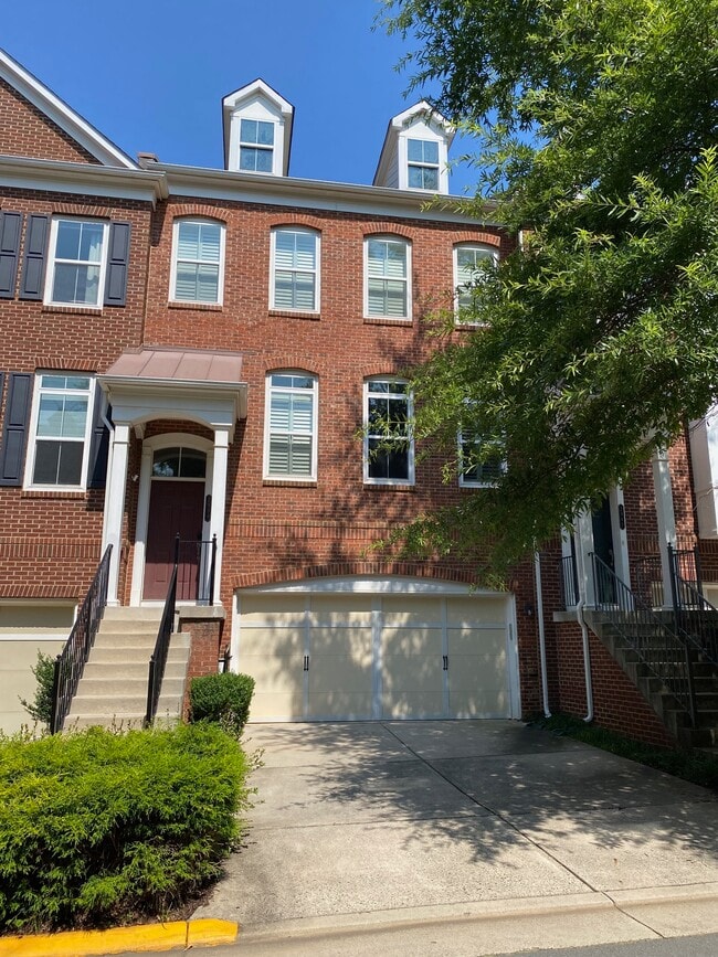 property at 2939 Chesham St