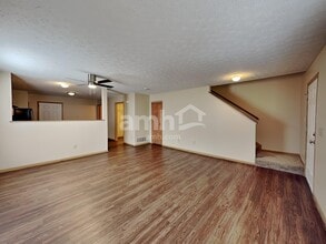 7523 Canal Highlands Blvd in Canal Winchester, OH - Building Photo - Building Photo