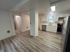 3112 W South Loop Ave in Spokane, WA - Building Photo - Building Photo