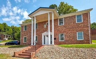Hill Court Apartments in Collinsville, VA - Building Photo