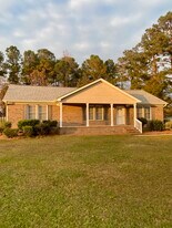 112 Northbrook Dr in Wilmington, NC - Building Photo