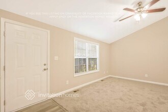 5255 Sweet Air Ln in Stone Mountain, GA - Foto de edificio - Building Photo