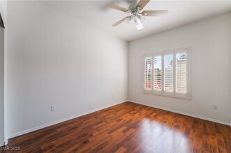 465 Eagle Vista Dr in Henderson, NV - Building Photo - Building Photo