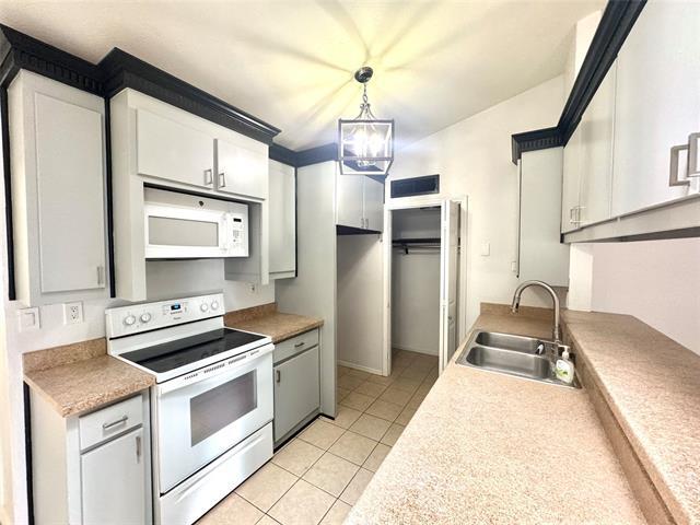 4611 Carr St in The Colony, TX - Building Photo - Building Photo