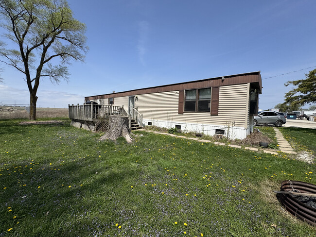 property at 25402 LaGrange Rd